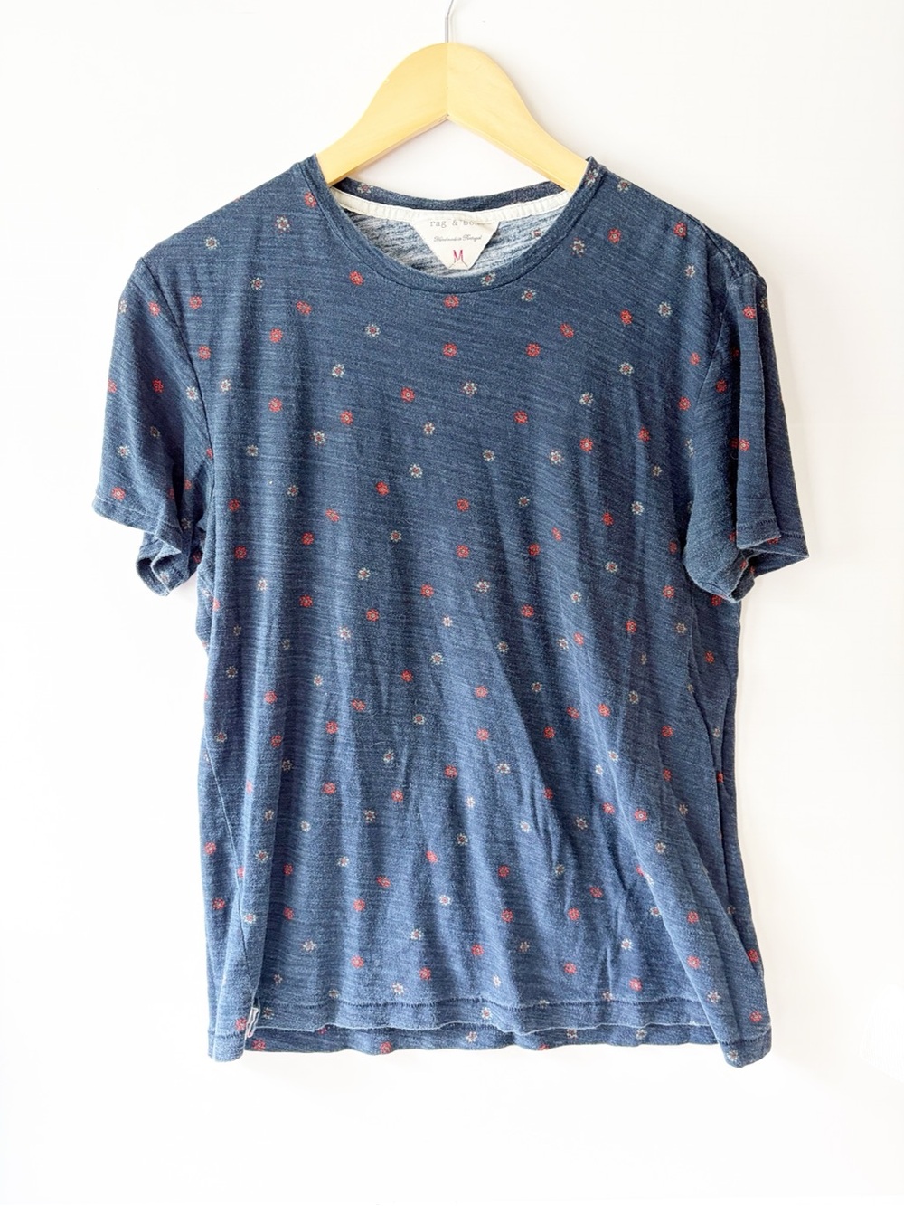 Rag & Bone Navy Short Sleeve Slub T-Shirt with Red Floral Pattern Cotton Medium